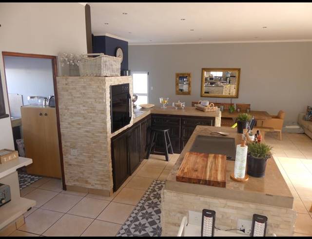 3 BEDROOM HOUSE FOR SALE IN SHELLEY POINT